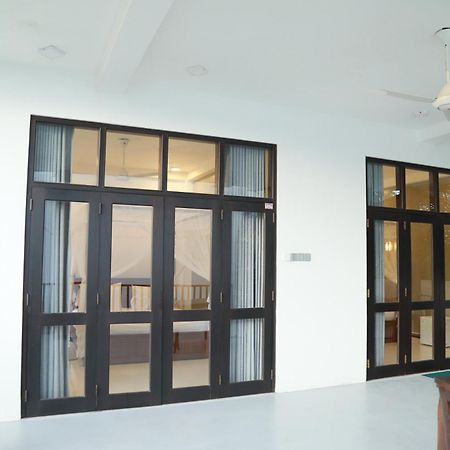 Gold Bubble Hotel Ahangama Exterior photo