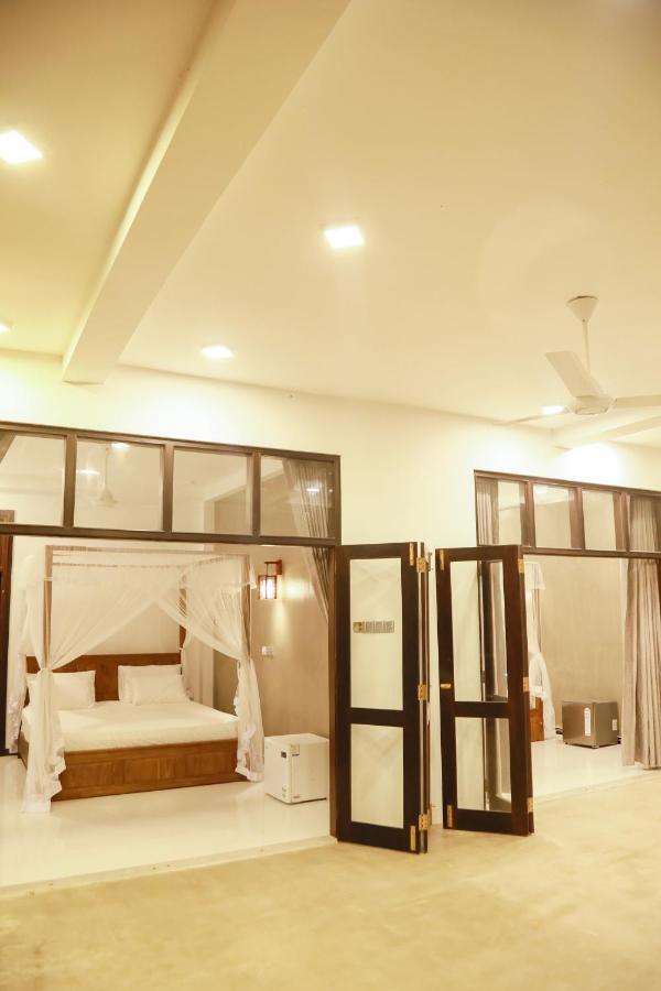 Gold Bubble Hotel Ahangama Exterior photo
